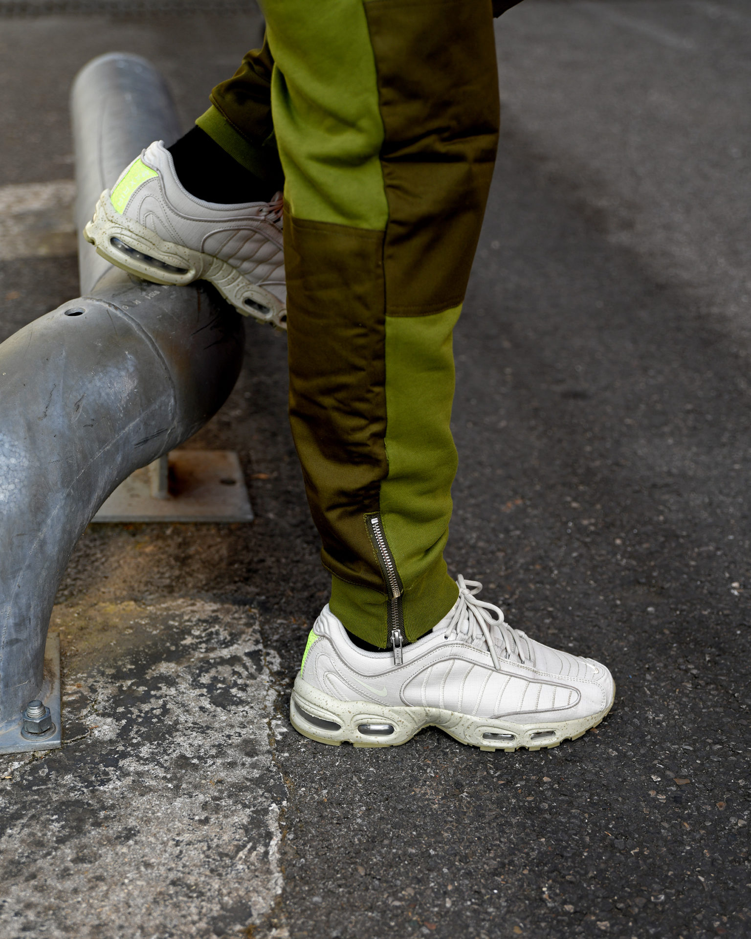 Nike Air Max Tailwind 4 SP QS Sandtrap/Linen - Sneakers.fr