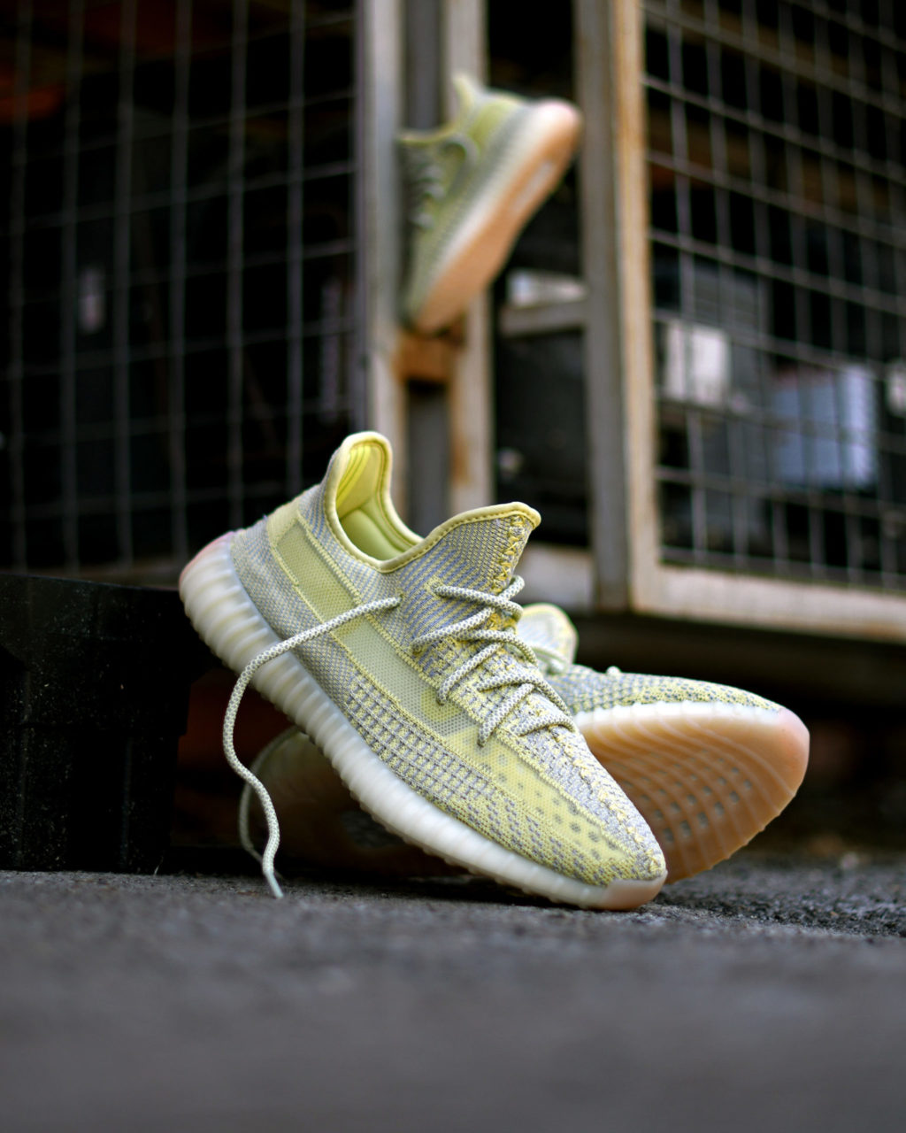 ADIDAS ORIGINALS YEEZY 350 V2 STATIC NON
