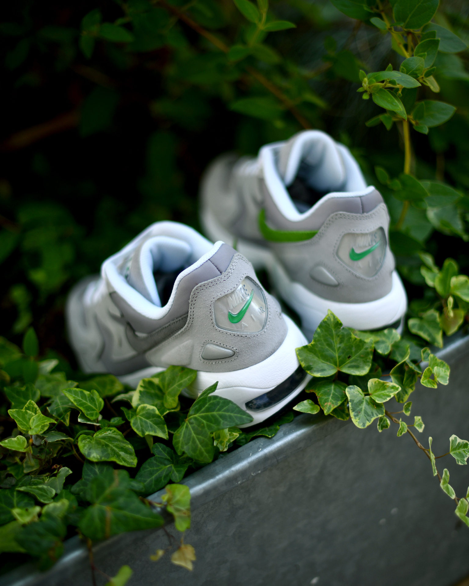 air max 2 light chlorophyll