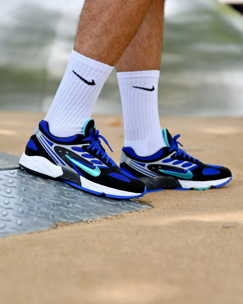 Nike Air Ghost Racer Black Hyper Jade Sneakers
