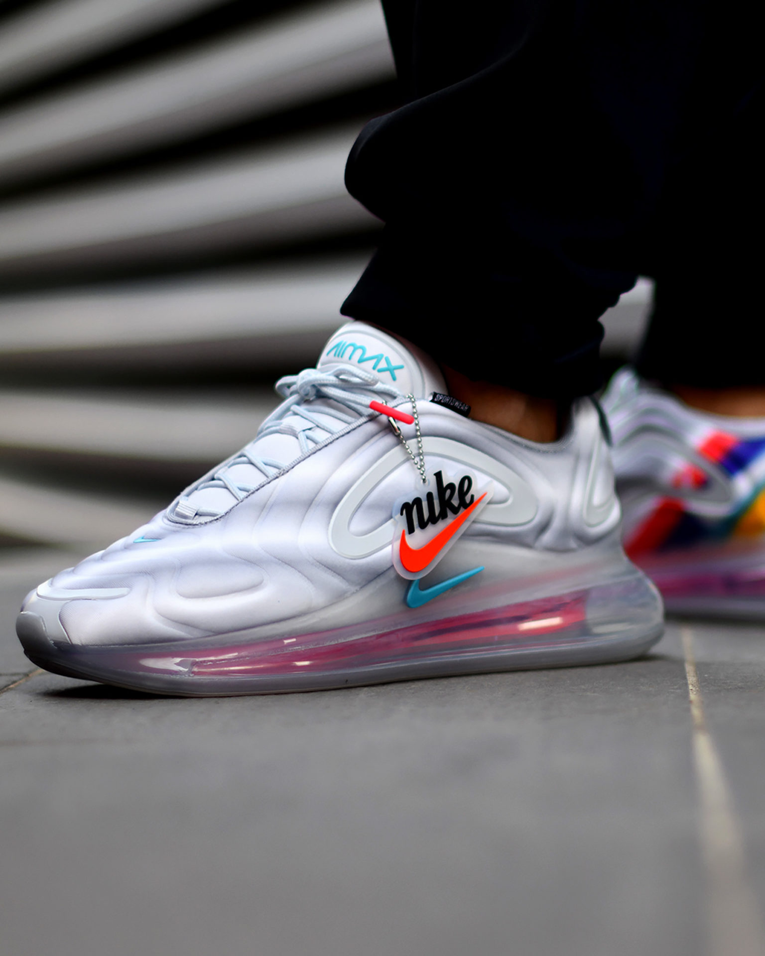 nike air max 720 mens rainbow