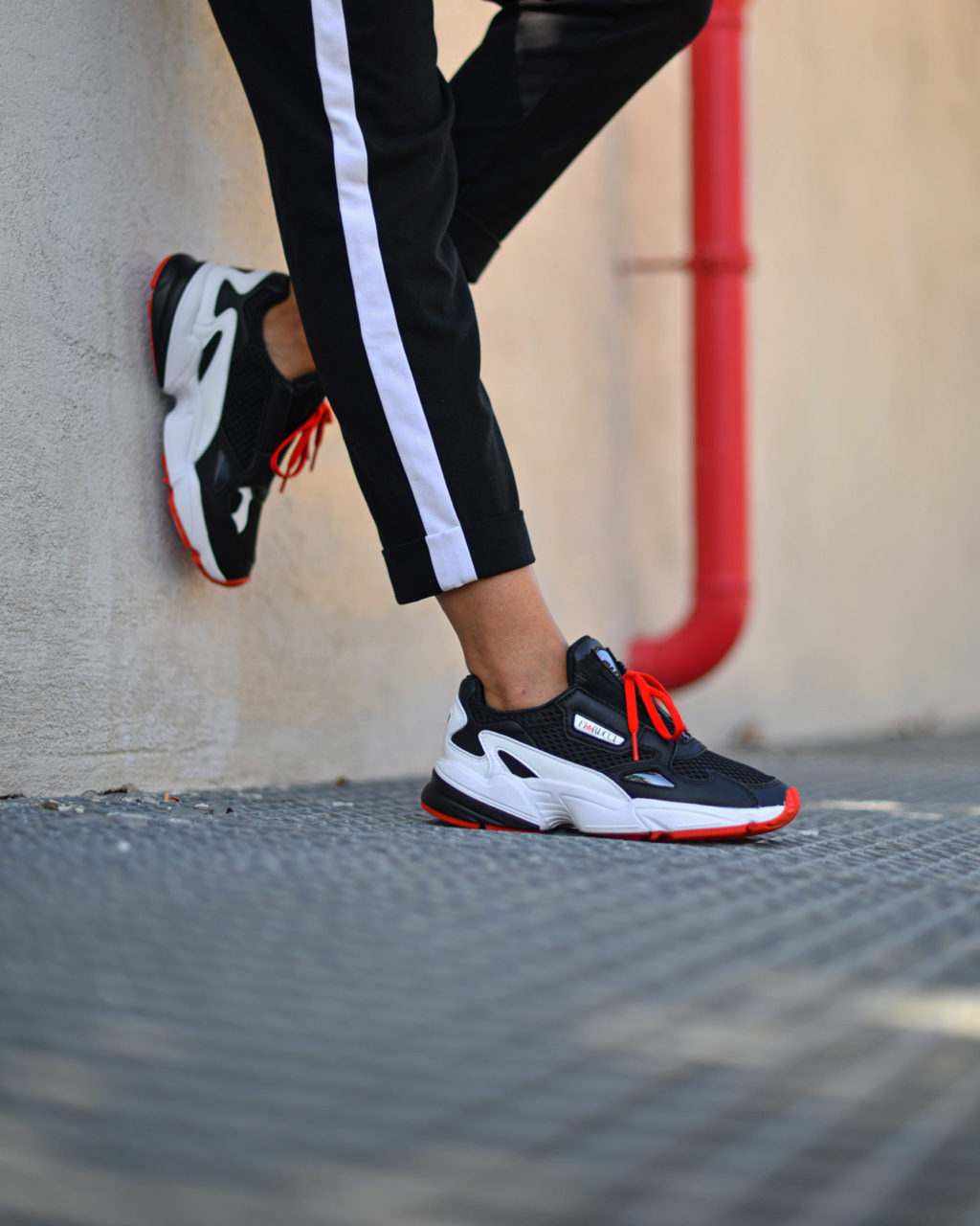 La falcon adidas cheap