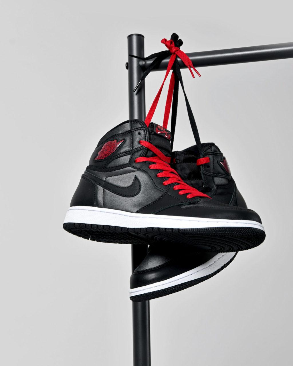 air jordan 1 og black and red