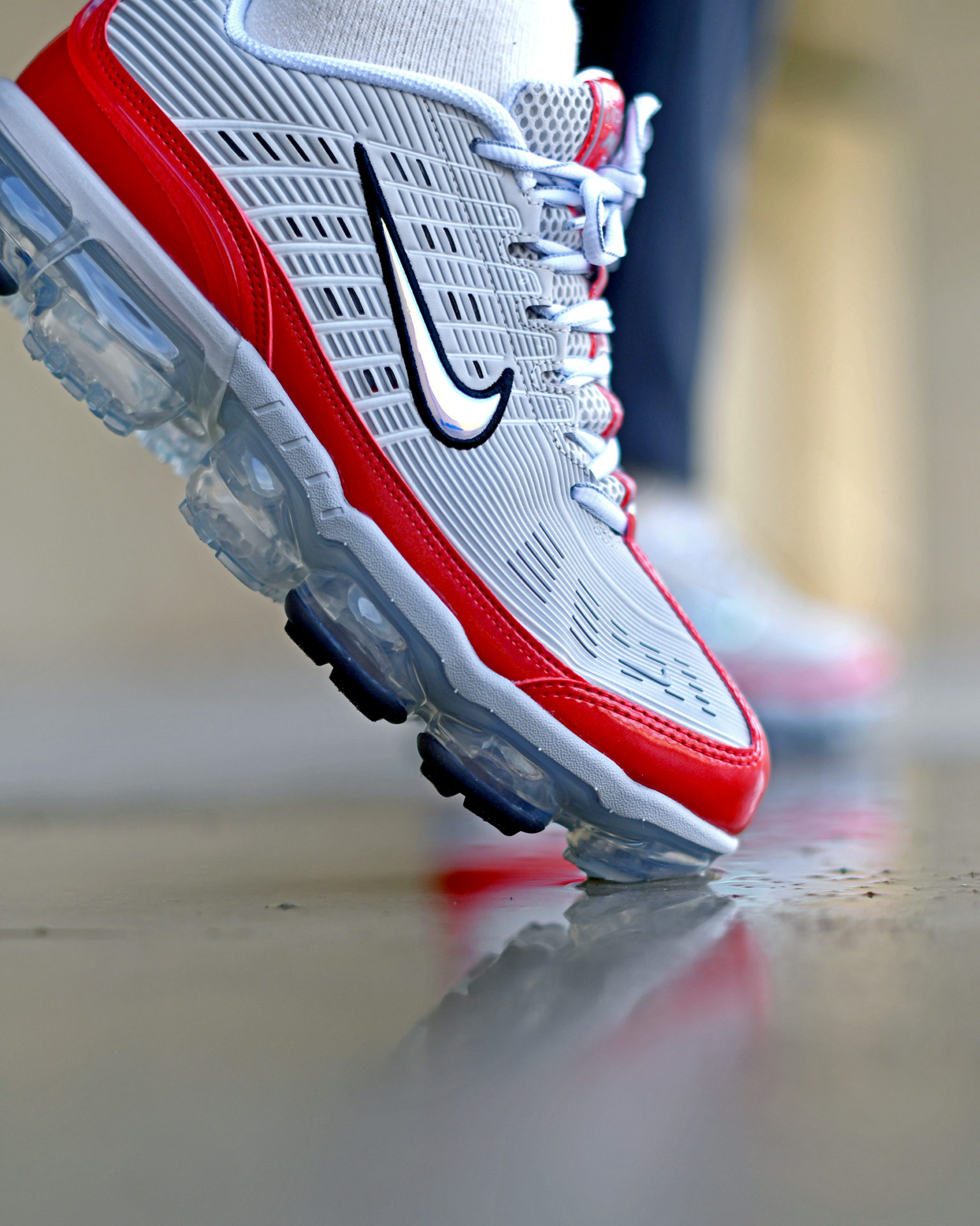 grey white vapormax