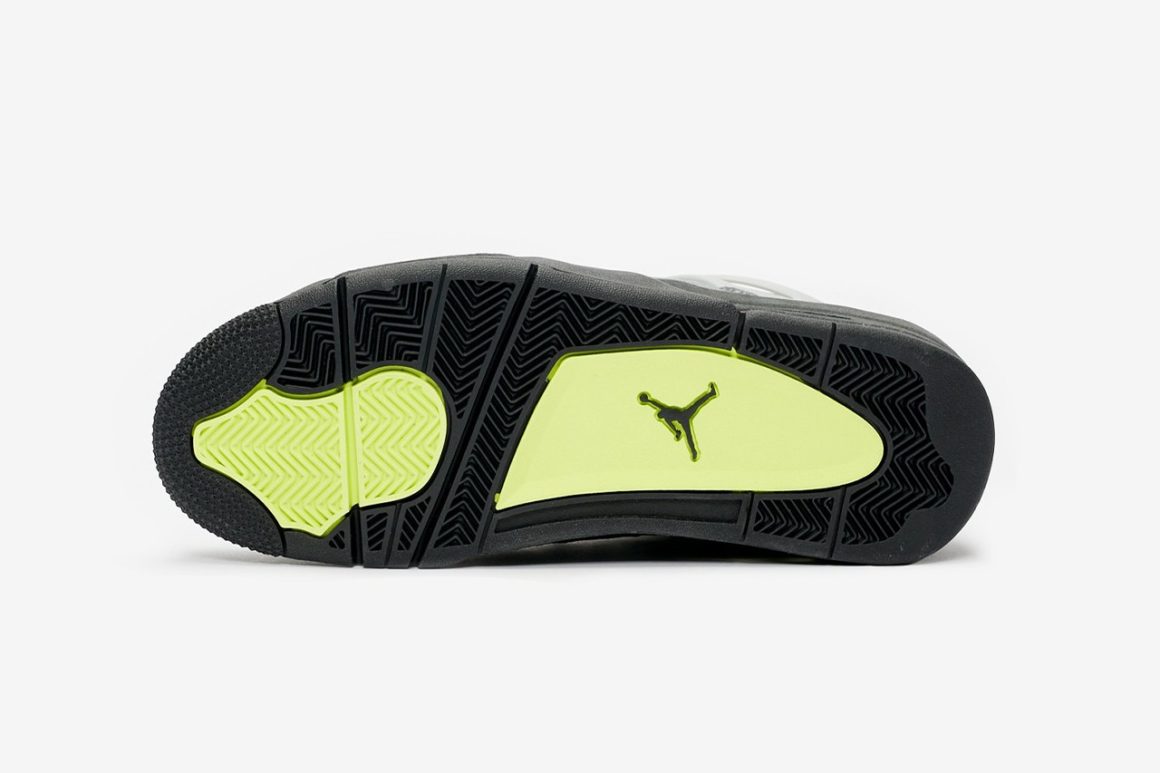 Air Jordan 4 Neon