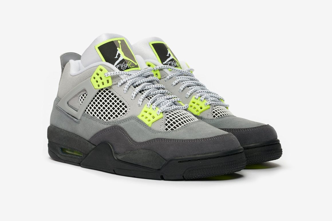 Air Jordan 4 Neon