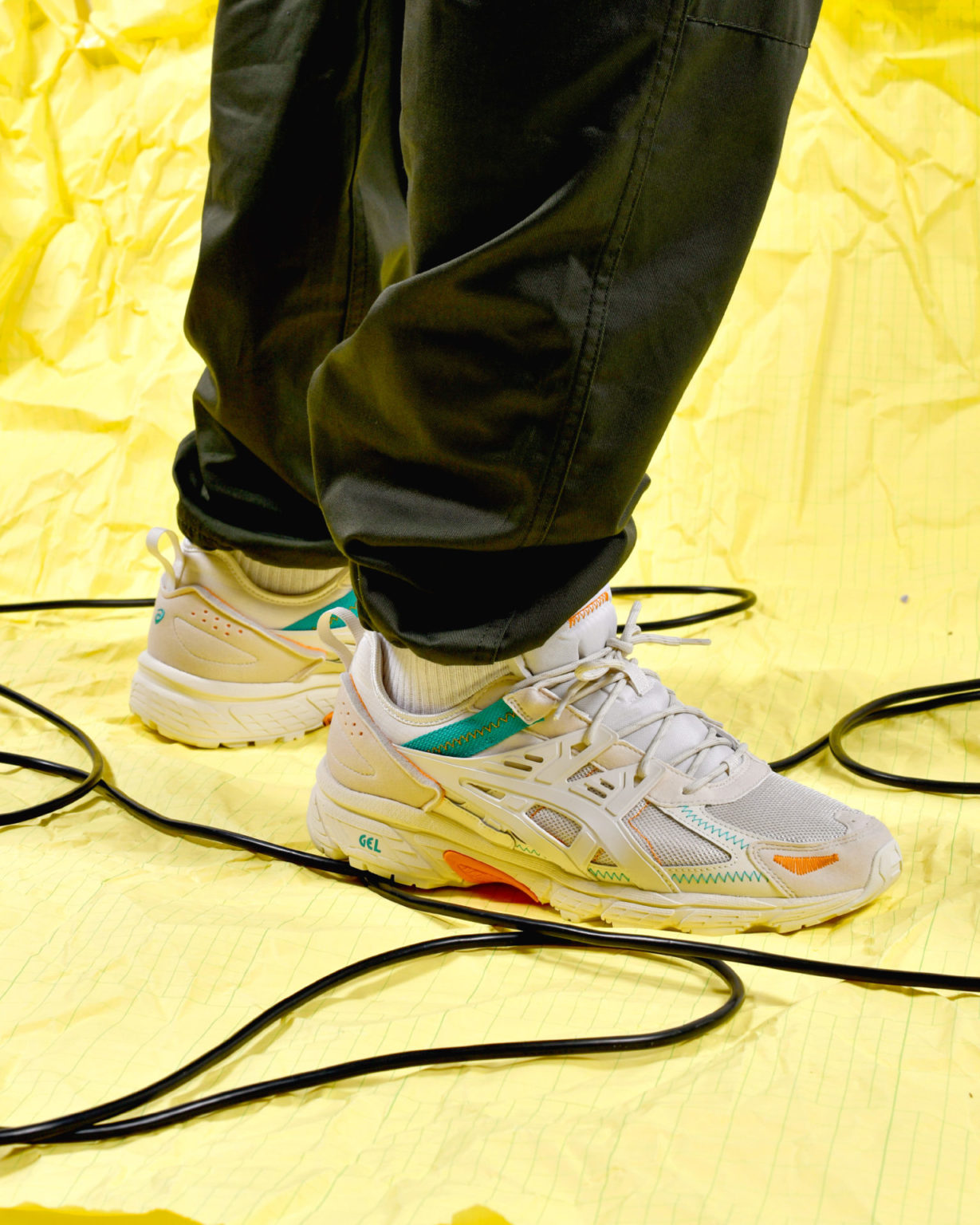 asics venture re birch