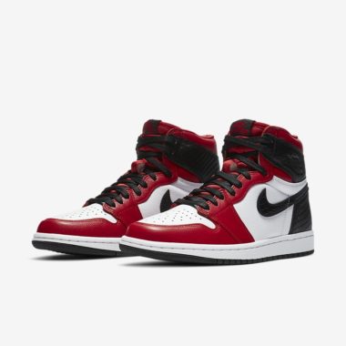 Air Jordan 1 Snakeskin Chicago