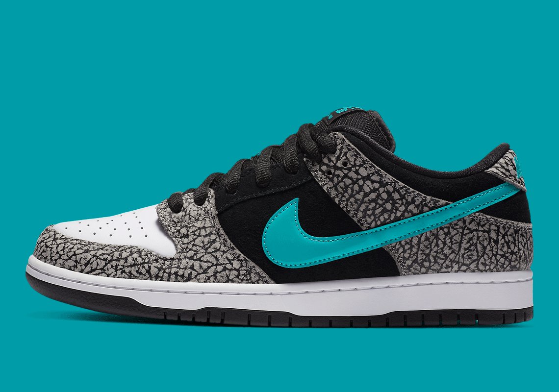 Nike SB Dunk Low Atmos Elephant