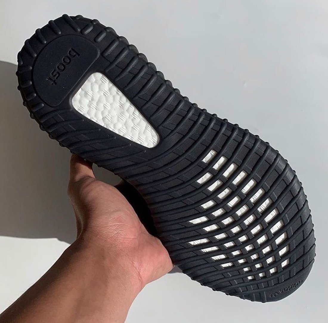 adidas yeezy boost 350 v2 noir et rouge
