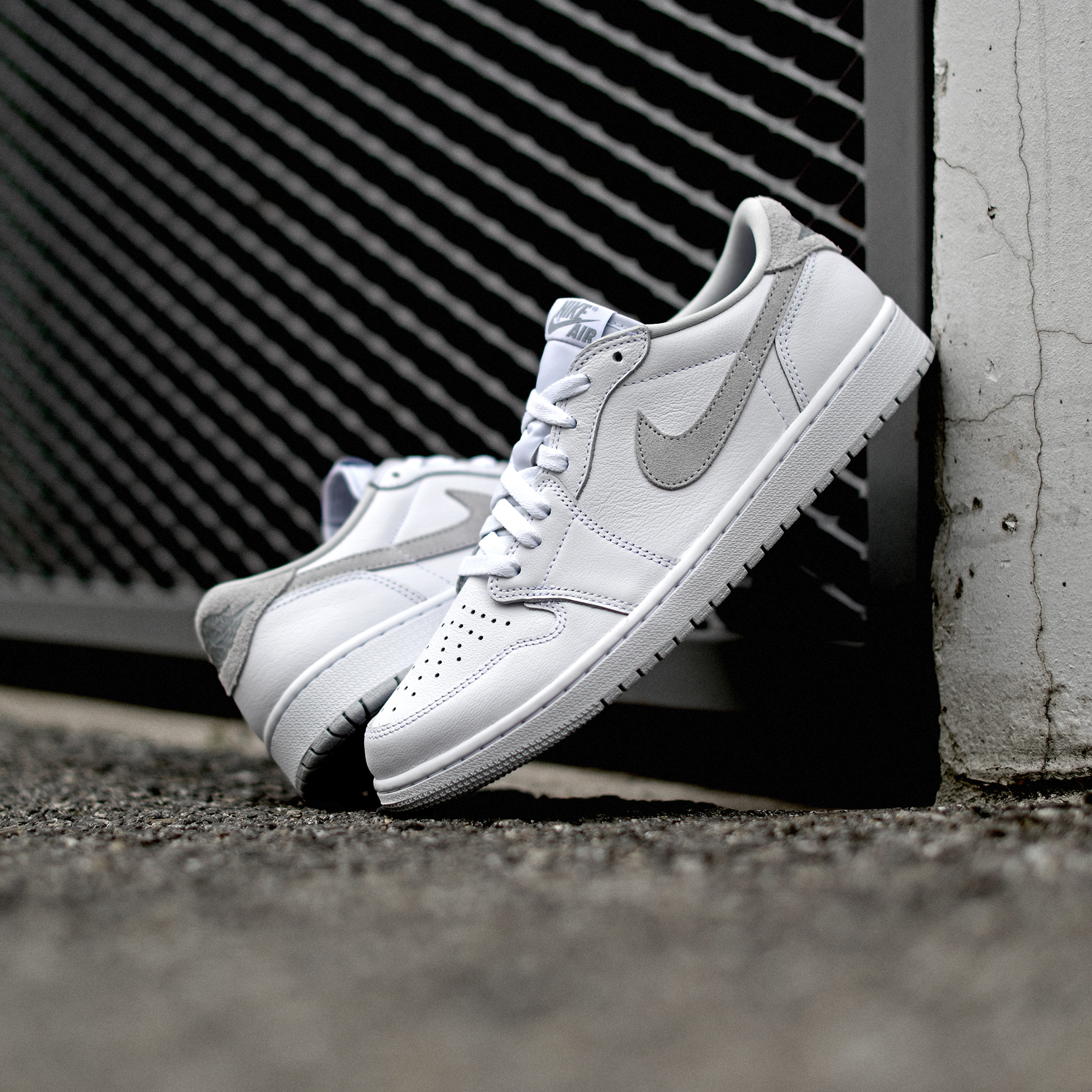Air Jordan 1 Low Neutral Grey Sneakers.fr