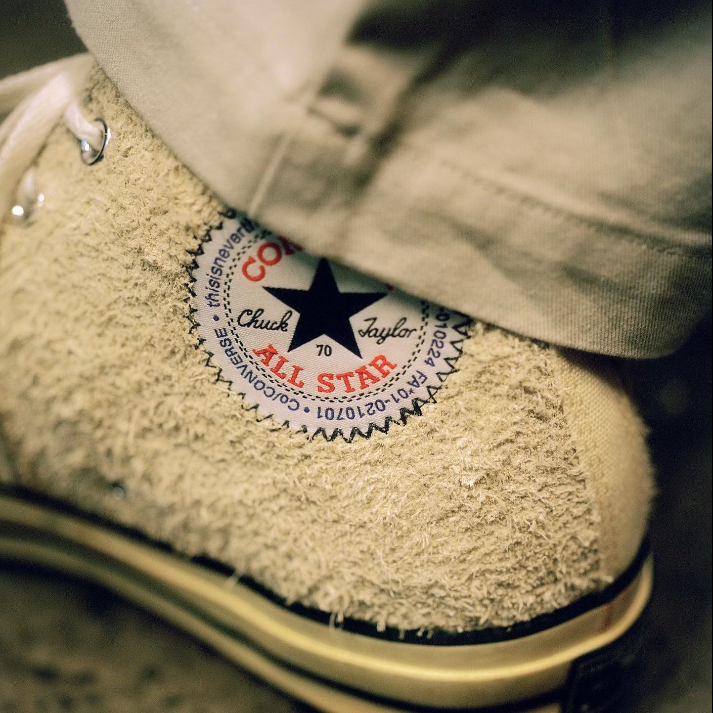 converse blanche semelle jaune