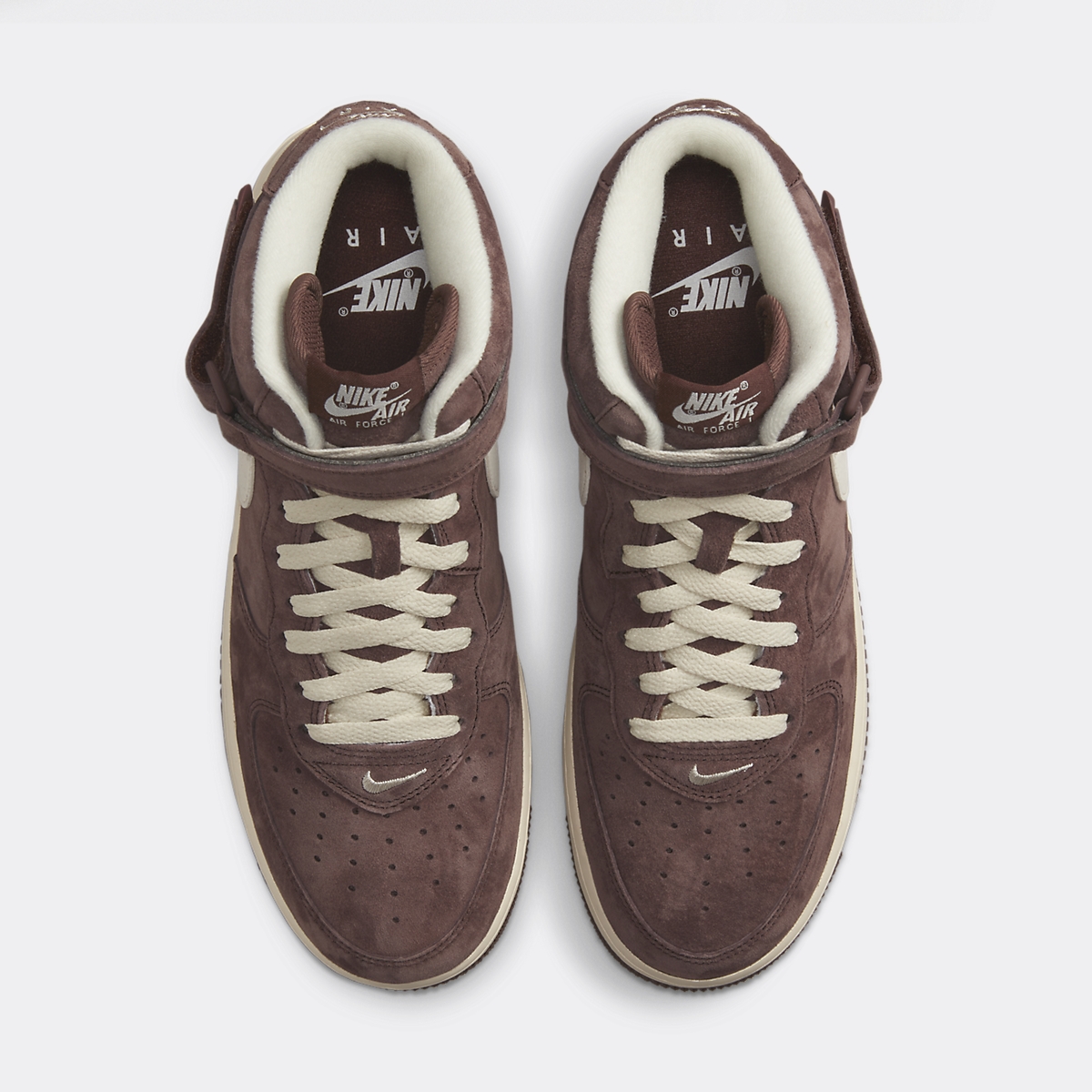 Nike air force 1 mid marron hotsell