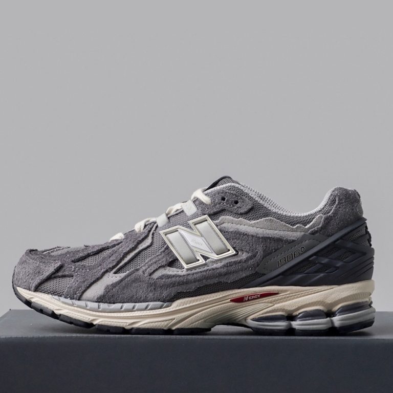 New Balance 1906 Protection Pack - Sneakers.fr