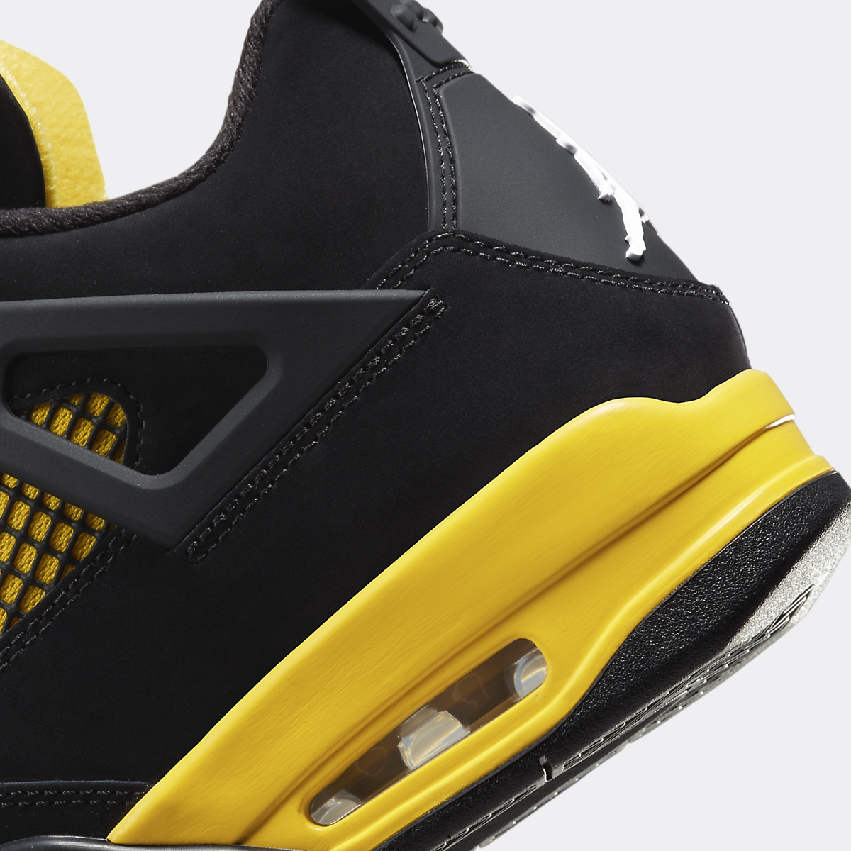 Air Jordan 4 Black Tour Yellow 2023 