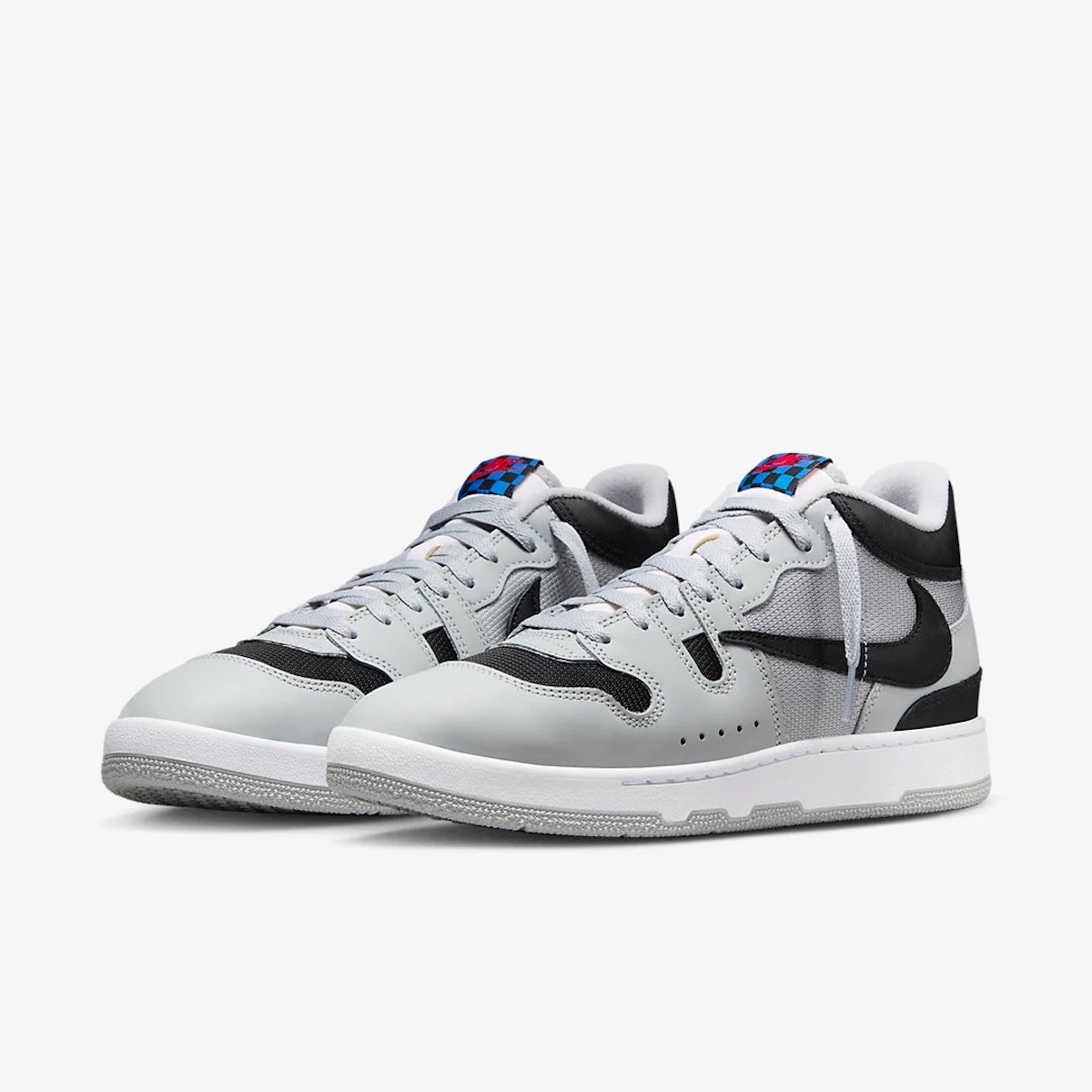 macです。① Travis Scott x Nike Mac Attack - Sneakers.fr