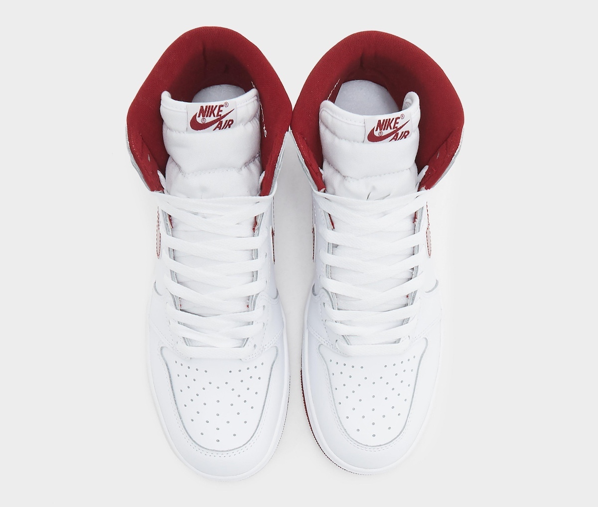 Nike air jordan 1 burgundy 2025