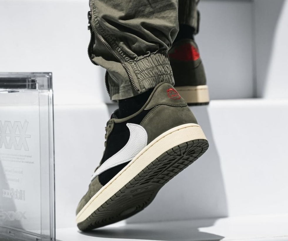 olive aj1