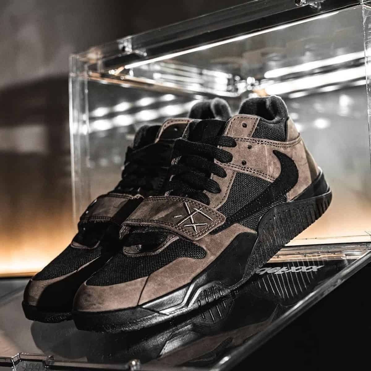 Travis Scott x Jordan Jumpman Jack Dark Mocha Sneakers