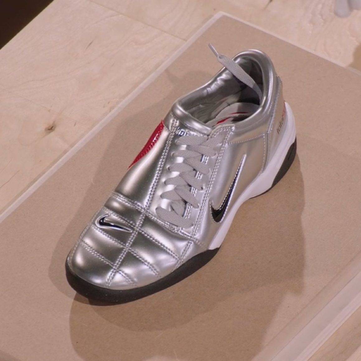 total 90 blue and silver